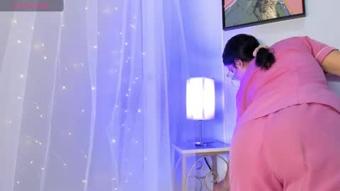 dulce__fiore07 online show from 05/21/26, 12:01