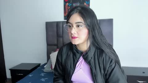 Snapshot of dulce_amg chatting on 02/19/25, 12:33 Dulce amg online show from 02/19/25, 12:33