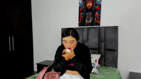 Snapshot of dulce_amg chatting on 02/27/25, 12:13 Dulce amg online show from 02/27/25, 12:13