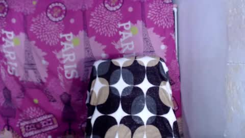 Dulce online show from 01/12/25, 04:52