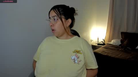 dulce brithany online show from 11/30/25, 01:37