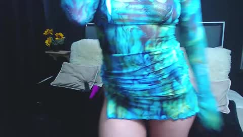 Snapshot of dulce_celeste15 chatting on 12/05/24, 08:22 C E L E S T E online show from 12/05/24, 08:22