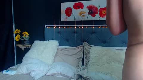 Snapshot of dulce_celeste15 chatting on 12/18/24, 12:10 C E L E S T E online show from 12/18/24, 12:10