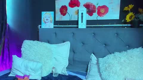 Snapshot of dulce_celeste15 chatting on 01/20/25, 07:35 C E L E S T E online show from 01/20/25, 07:35