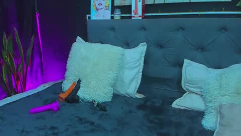 Snapshot of dulce_celeste15 chatting on 01/26/25, 06:38 C E L E S T E online show from 01/26/25, 06:38