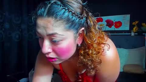 Snapshot of dulce_celeste15 chatting on 01/29/25, 07:53 C E L E S T E online show from 01/29/25, 07:53