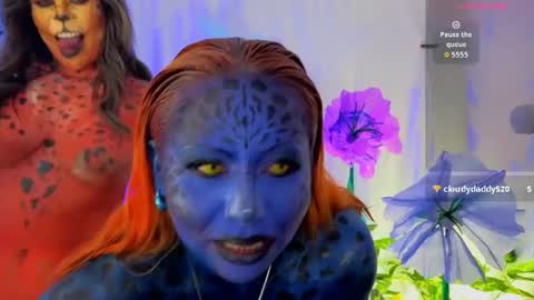 Snapshot of dulce_charlottee chatting on 10/31/25, 07:37 DULCE online show from 10/31/25, 07:37