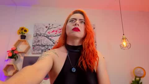 Snapshot of dulce_charlottee chatting on 12/16/25, 08:03 DULCE online show from 12/16/25, 08:03