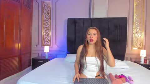 Dulce online show from 02/23/26, 12:02