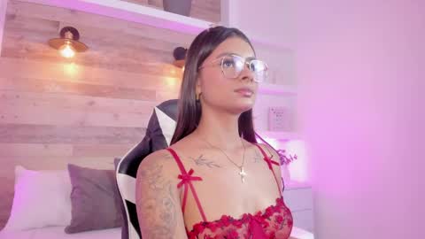 D U L C E online show from 05/13/26, 03:04