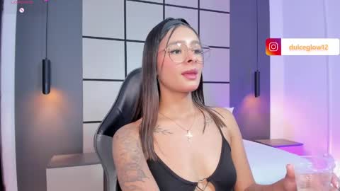 D U L C E online show from 05/23/26, 09:08