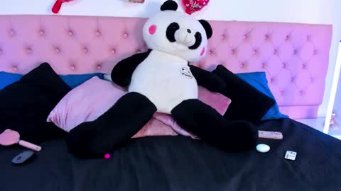 Snapshot of dulce_joness_ chatting on 02/13/26, 11:56 Dulce BBW Jones online show from 02/13/26, 11:56