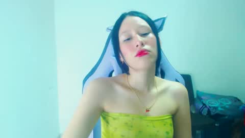 dulce_mauren online show from 02/19/26, 09:27