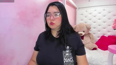 Dulce  online show from 10/14/25, 11:33