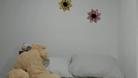 Snapshot of dulce_roberts_ chatting on 02/06/25, 01:32 Dulce  online show from 02/06/25, 01:32