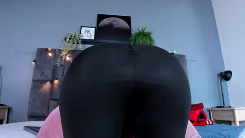 DULCE AURORA online show from 04/08/26, 03:06