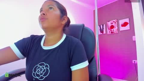 Dulce  online show from 03/29/26, 07:47