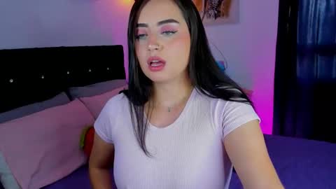 Daniela online show from 12/19/25, 01:51