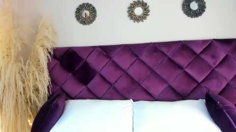 Snapshot of dulcevela chatting on 03/07/25, 04:02 dulcevela online show from 03/07/25, 04:02