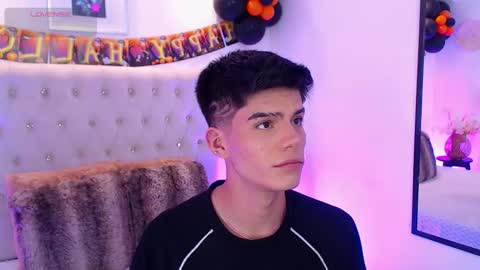 Dulcey online show from 10/13/25, 08:58