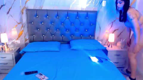 Abril Cruz online show from 10/01/25, 06:14
