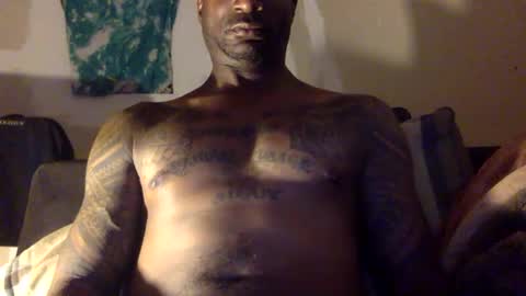 Snapshot of dumdick17 chatting on 09/29/25, 08:30 dumdick17 online show from 09/29/25, 08:30