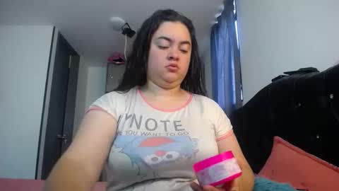 Snapshot of dumont_model chatting on 11/18/25, 11:25 Nicole online show from 11/18/25, 11:25