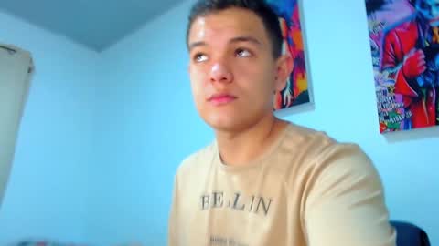 Snapshot of dunkan_kravitz chatting on 12/22/24, 11:33 Dunkan Kravitz online show from 12/22/24, 11:33