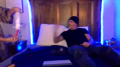 DUO2069 online show from 01/11/26, 05:51