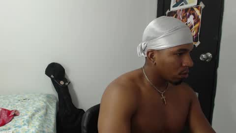 DuragPapi online show from 03/08/25, 01:39