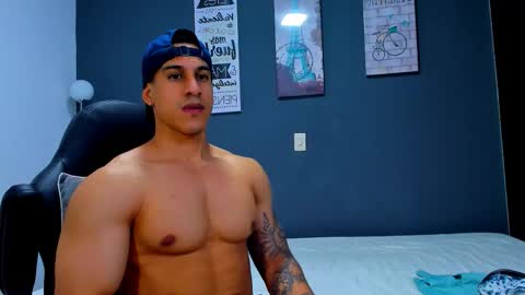 Snapshot of duran_dhikol1 chatting on 10/15/25, 04:01 duran_dhikol1 online show from 10/15/25, 04:01