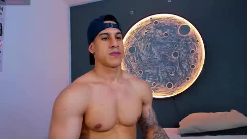 Snapshot of duran_dhikol1 chatting on 12/20/25, 11:45 duran_dhikol1 online show from 12/20/25, 11:45