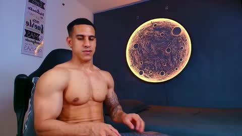 duran_dhikol1 online show from 05/12/26, 12:52