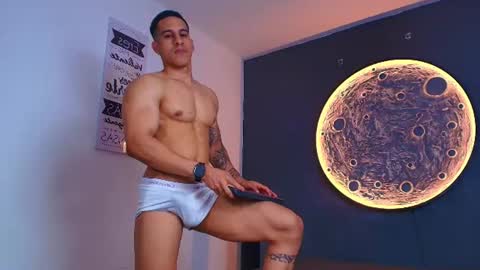 Snapshot of duran_dhikol1 chatting on 06/26/26, 01:54 duran_dhikol1 online show from 06/26/26, 01:54