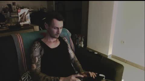 Snapshot of durexdublex chatting on 01/25/25, 06:01 durexdublex online show from 01/25/25, 06:01