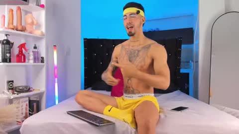 Duriel online show from 09/16/25, 08:10