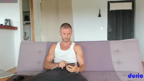 Durio online show from 05/13/26, 02:14