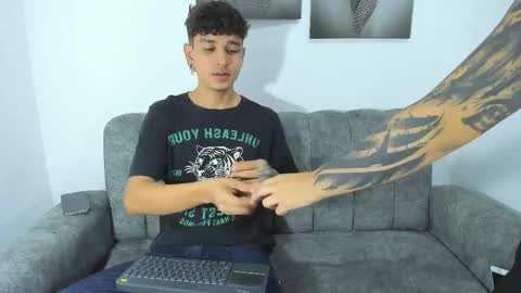 Nicolle y Julian online show from 02/27/26, 11:32