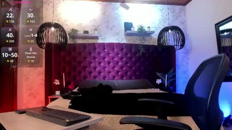 Snapshot of dustin_sonne chatting on 06/16/26, 03:42 Dustin Sonne online show from 06/16/26, 03:42
