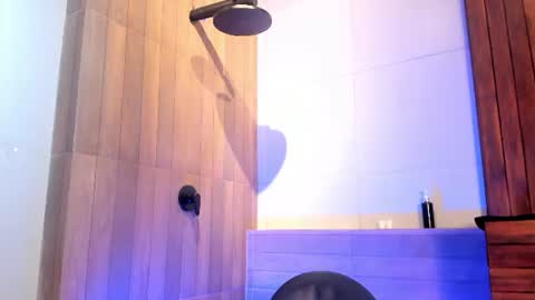 Snapshot of dustin_sonne chatting on 06/28/26, 03:34 Dustin Sonne online show from 06/28/26, 03:34