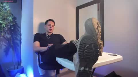 Snapshot of dustin_sonne chatting on 07/11/26, 04:26 Dustin Sonne online show from 07/11/26, 04:26