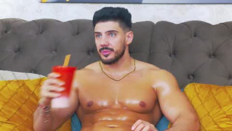 Dustin online show from 04/01/26, 05:30