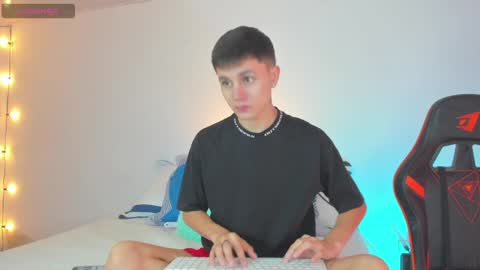 Snapshot of dustinlevine chatting on 01/13/25, 12:56 Dustin Levy online show from 01/13/25, 12:56