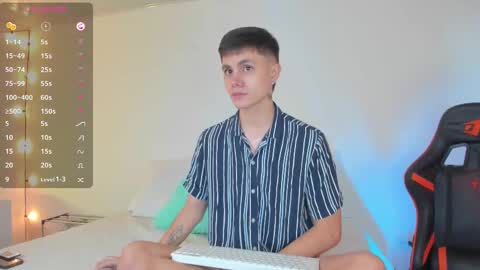 Snapshot of dustinlevine chatting on 02/12/25, 12:33 Dustin Levy online show from 02/12/25, 12:33