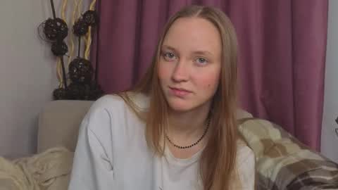 Jenny online show from 12/05/25, 07:21