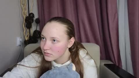 Snapshot of dustydeida chatting on 01/17/26, 07:06 Jenny online show from 01/17/26, 07:06