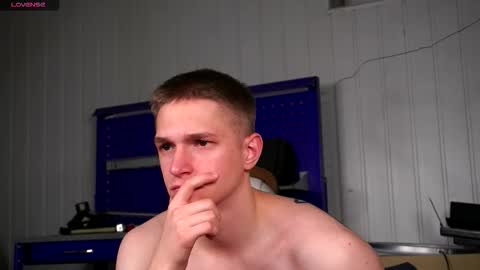 Dustyn online show from 11/28/25, 03:25