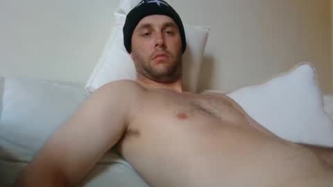 Snapshot of dustyroy09 chatting on 12/12/24, 06:25 dustyroy09 online show from 12/12/24, 06:25