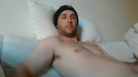 Snapshot of dustyroy09 chatting on 12/13/24, 08:51 dustyroy09 online show from 12/13/24, 08:51