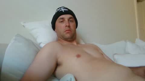 Snapshot of dustyroy09 chatting on 01/09/25, 04:08 dustyroy09 online show from 01/09/25, 04:08